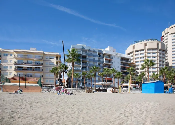 Escapada De Ensueno - Puerto Deportivo Fuengirola